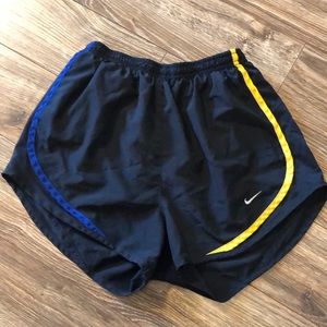 Nike dry fit running shorts | size small |